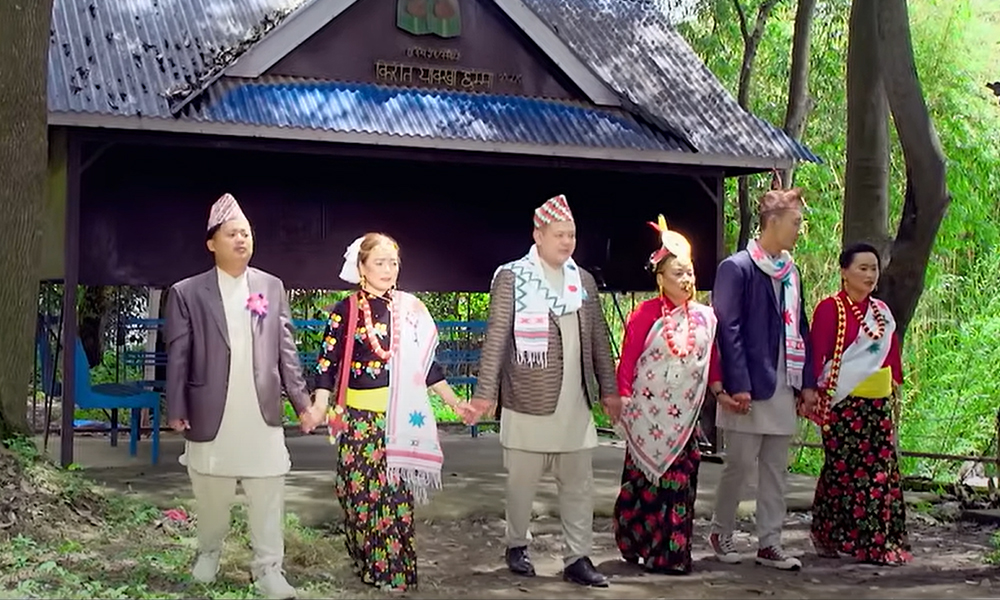 पालाम ‘सेम्माङ्बे मेन्ना ओमाङ्बे’ सार्वजनिक